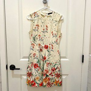 ZARA CREAM PLEAT FLORAL SUMMER DRESS WITH POCKETS!